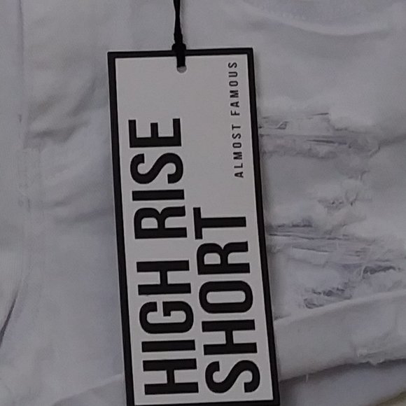 Almost Famous Distress Shorts Size 3 White - Picture 6 of 14